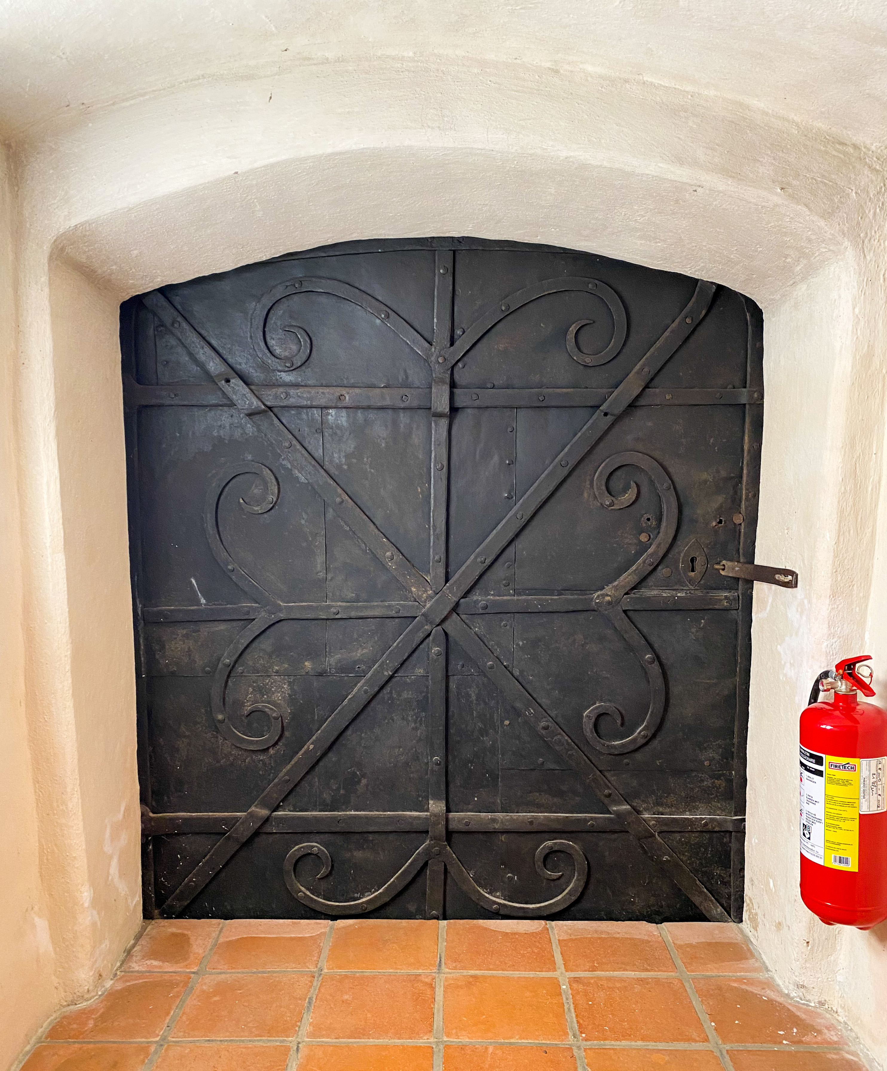 Reuterholmska gravrummets dörr